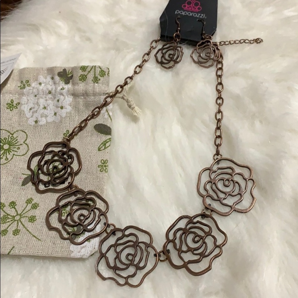 Paparazzi Jewelry Set